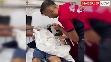 7 yaşındaki çocuğun çenesine korkuluk demiri saplandı