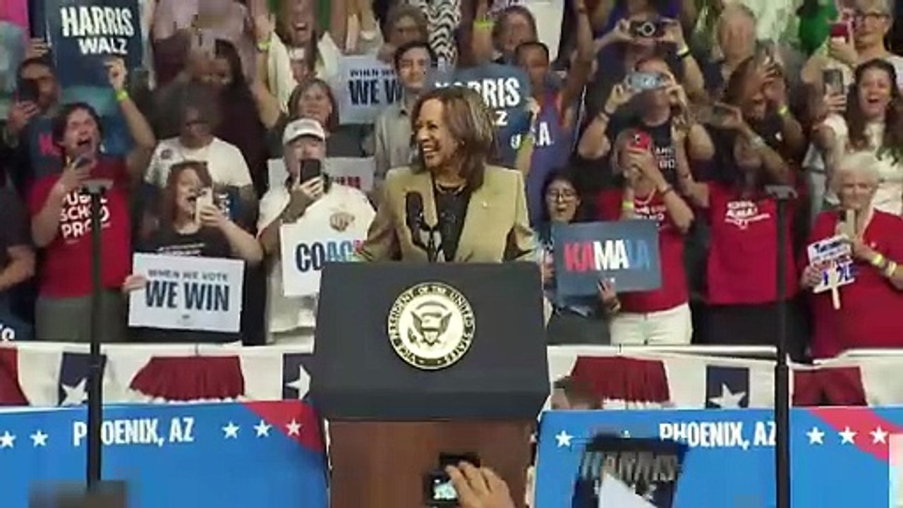 Kampf um Swing States: Harris attackiert Trump scharf