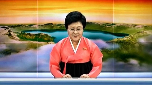 Estimado camarada Kim Jong Un volta a visitar zona danificada por inundação do condado de Uiju da província de Pyongan Norte e toma importantes medidas para o ressarcimento de danos