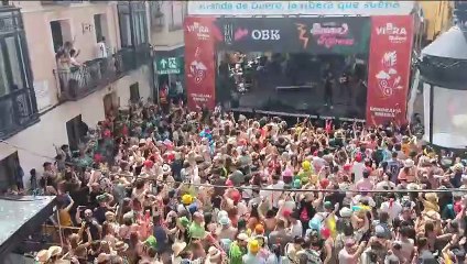 OBK, concierto sorpresa en la plaza del Trigo