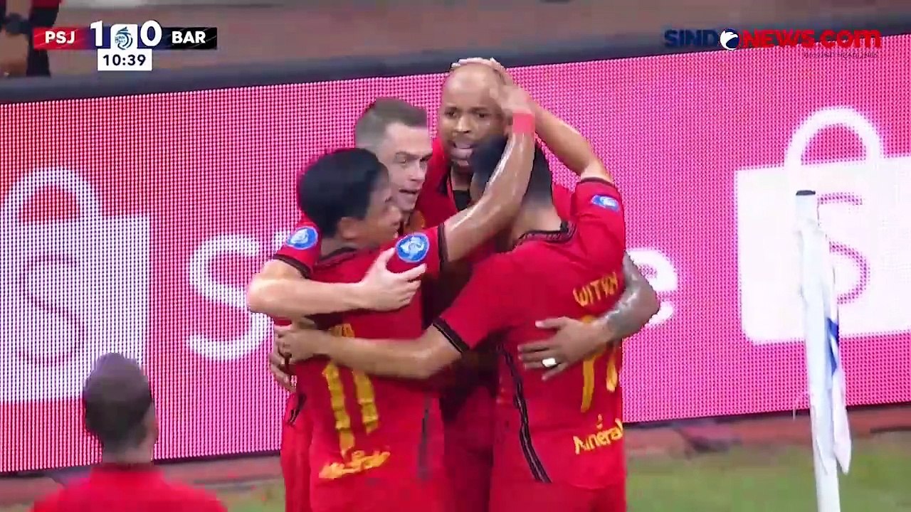 Hattrick Gustavo Almedia Bawa Persija Jakarta Gasak Barito Putera 3-0