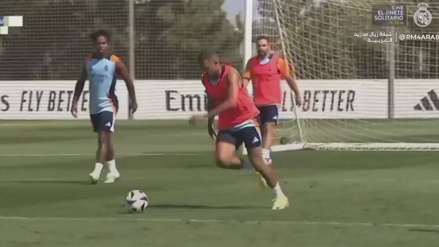 Mbappé electrifies training: unleashes jaw-dropping goal for Real Madrid!