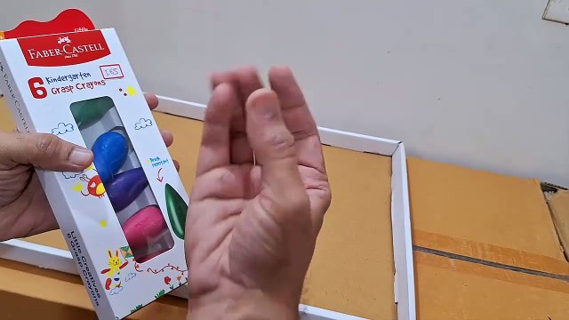 Unboxing and Review of Kindergarten Grasp Crayons 6 Shades Break Resistant Little Creatives Gift Idea For Child Special Set