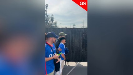 Video herunterladen: Nicolás Guerra llega al Nacional y recibe una inesperada reacción de los hinchas de Universidad de Chile