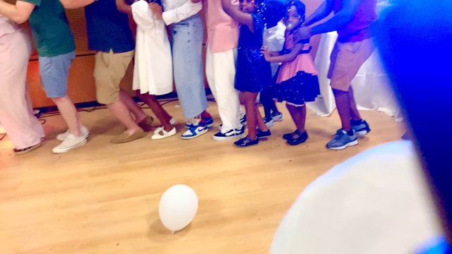 Pour devenir #centenaire, il faut commencer jeune et surtout conjuguer au présent le lâcher prise, m’a-t-elle dit ! Tu veux le pouvoir ? Prends-le, nous, on choisit la santé et la longue vie !!!