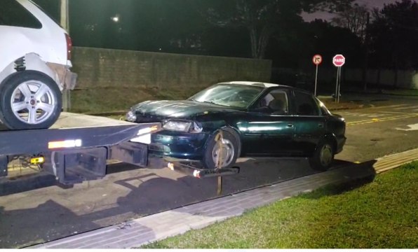 Rolo e confusão, parte 2! Vectra que bateu contra Gol após briga de trânsito é apreendido. Tudo por causa de ex de uma que é atual de outra