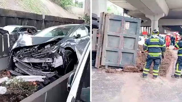 CDMX: Camión de carga se queda sin frenos y choca contra seis coches en Periférico y Chapultepec