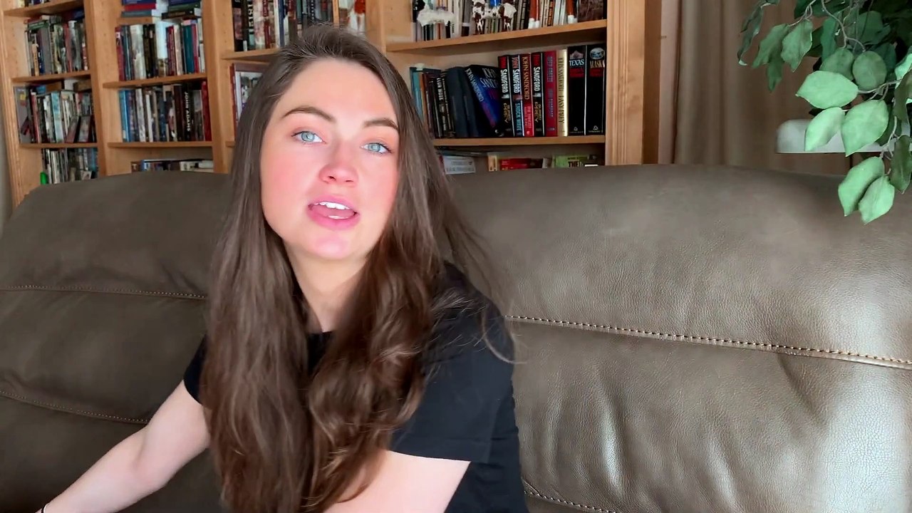 My FIRST YouTube Paycheck! How Much I Made my First Month Being Monetized [Small YouTuber] + Tips