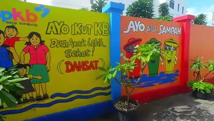 peinture murale près du terminal de plomberie de Bandung