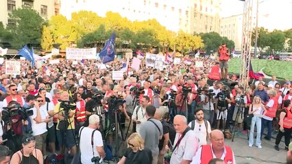 Serbien: Tausende protestieren gegen Lithium-Abbau