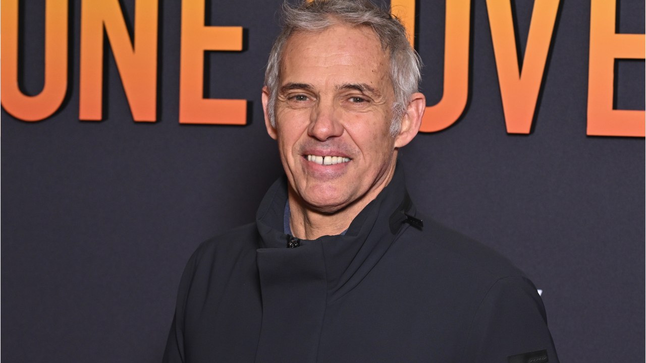 GALA VIDEO - En pleine tempête familiale, Paul Belmondo et son fils Victor réunis sur la ligne de départ du Marathon pour tous