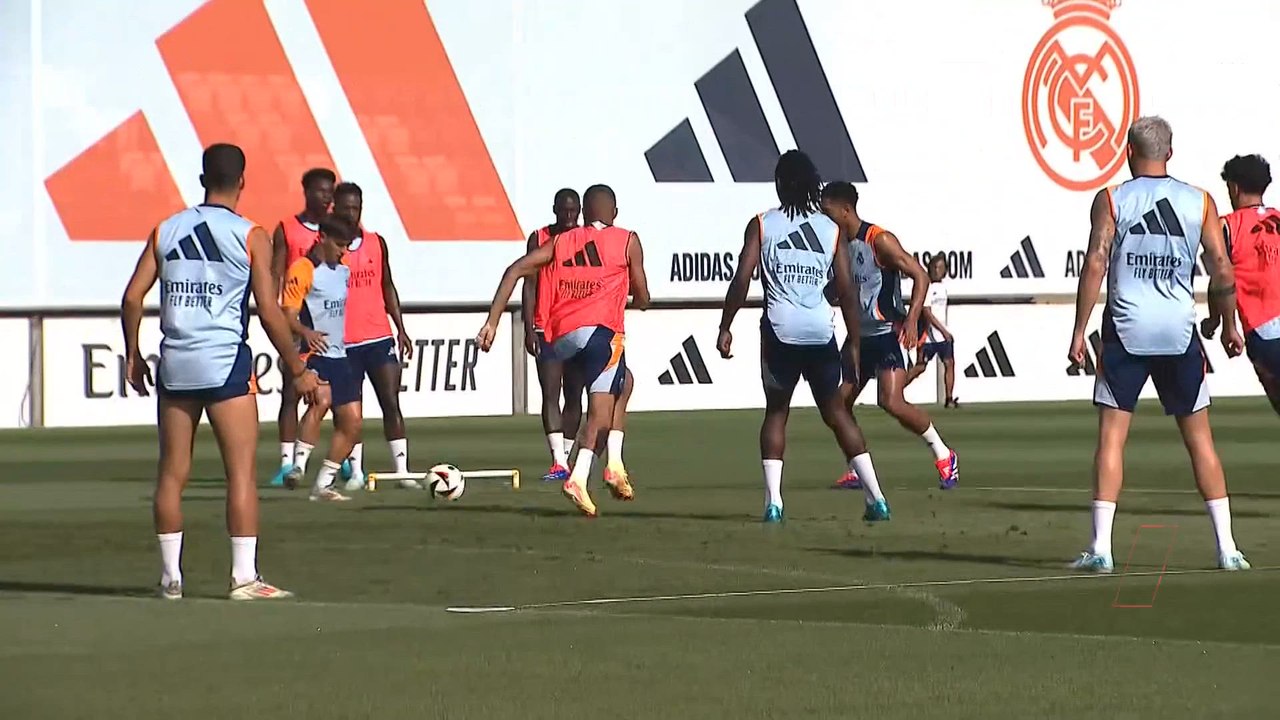 El segundo entrenamiento del RM con la plantilla completa