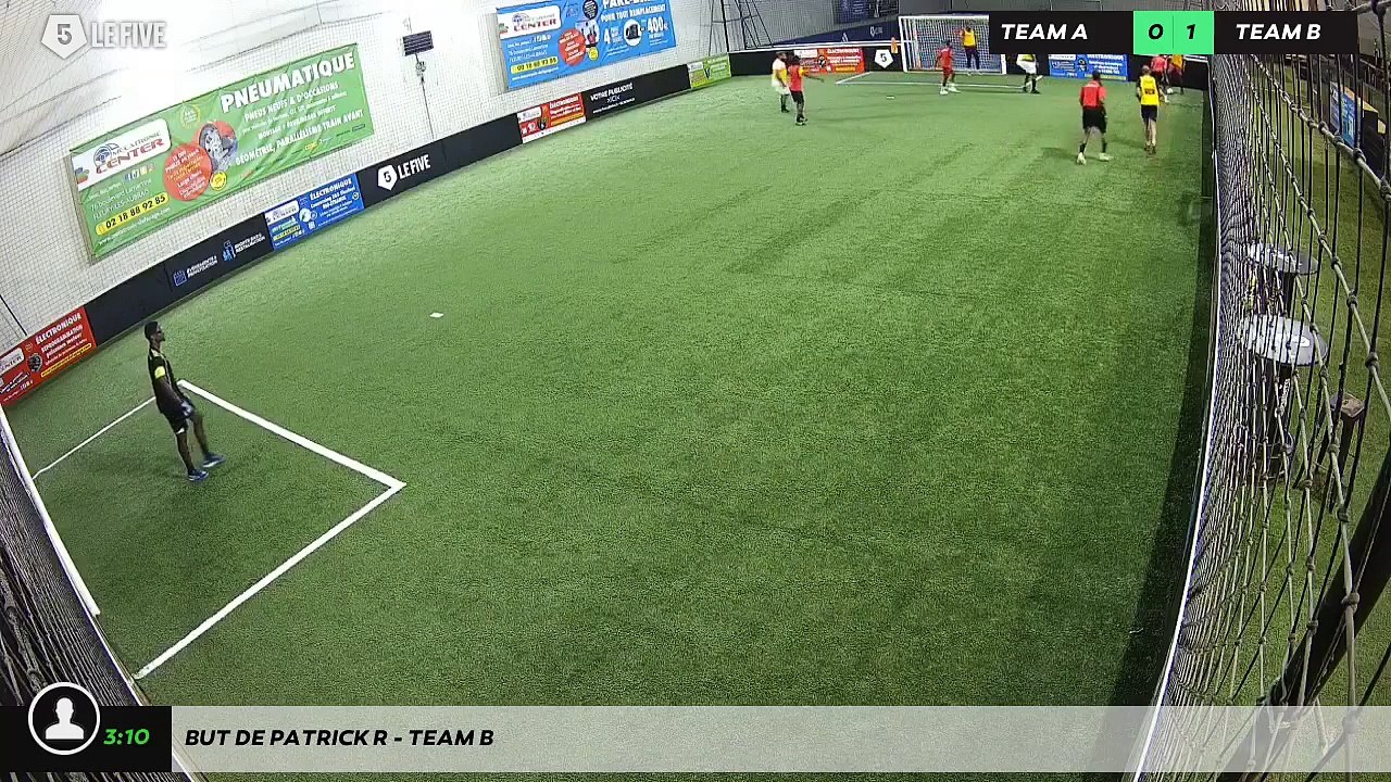But de Patrick R - Team B