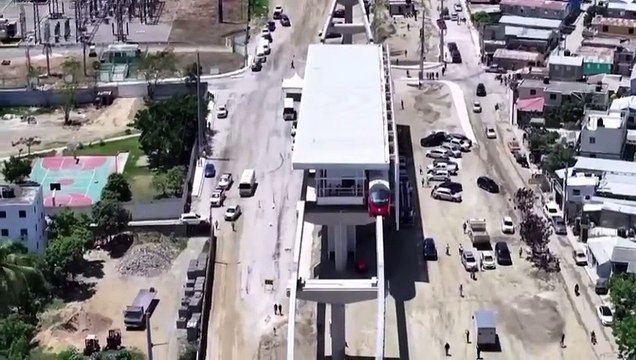 Presidente Abinader lidera primera prueba del monorriel de Santiago