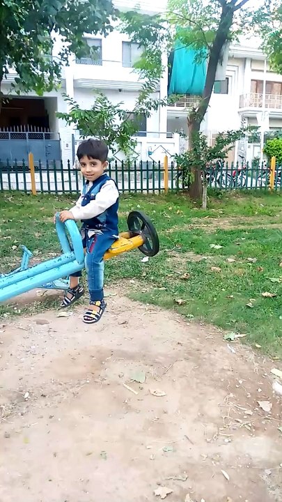 see saw kids