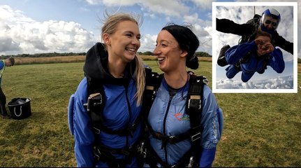 Charity skydive by Milford Haven Nationwide colleagues raises £3,000 for Sandy Bear