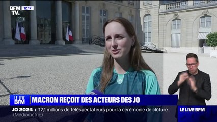 Download Video: Bénévoles, associations, militaires... Emmanuel Macron reçoit les acteurs des JO à l'Élysée