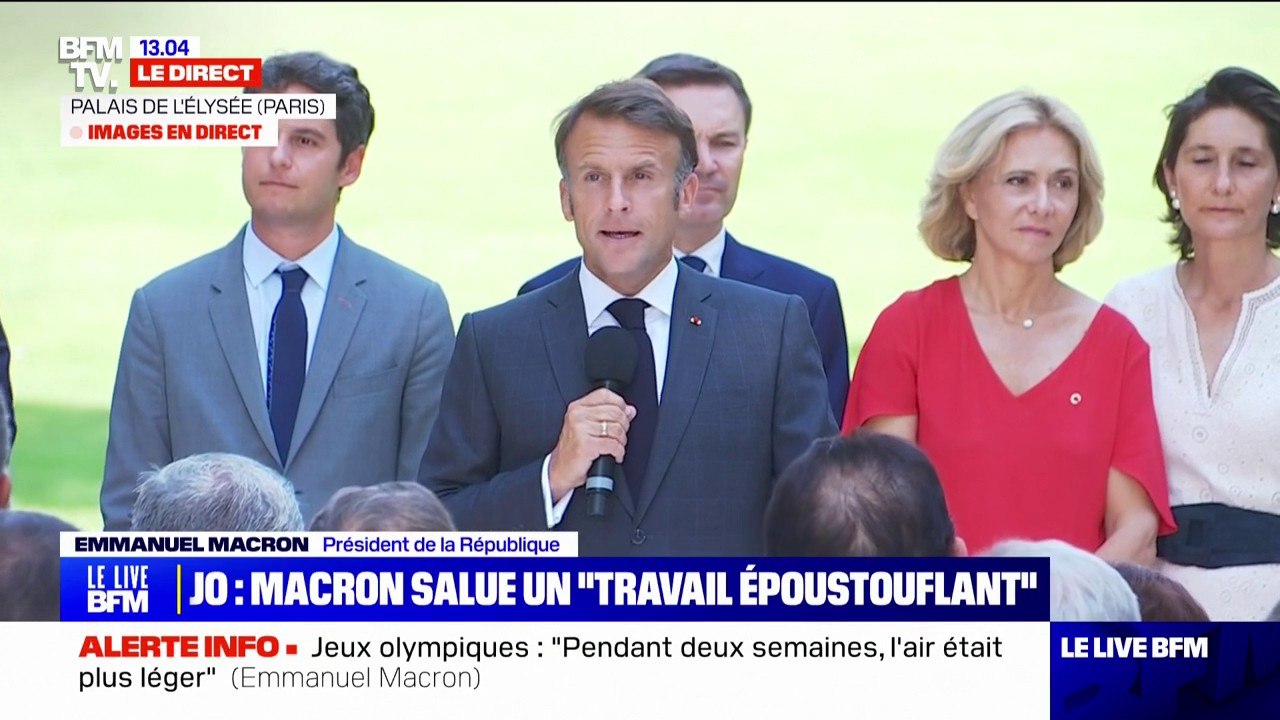 "Si nous avons battu des records d'ambition (...) c'est parce que l'équipe de France, c'est vous": Emmanuel Macron remercie les services qui ont participé à l'organisation des JO