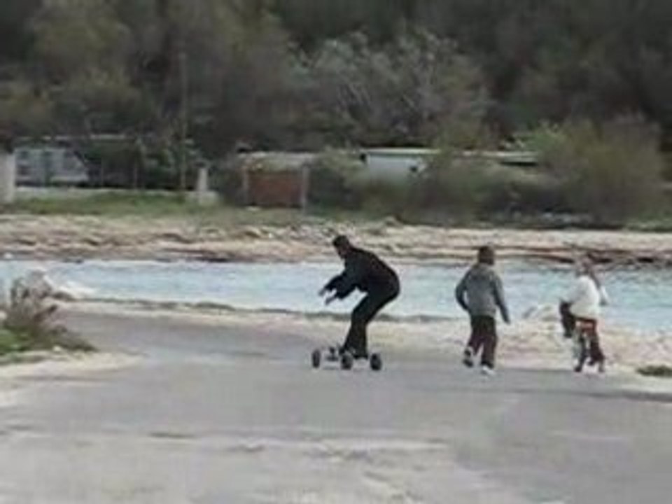 Planche ponteau roulettes