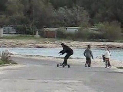 Planche ponteau roulettes