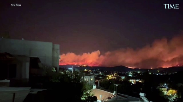 Hundreds of Firefighters Tackle a Major Wildfire on Fringes of Greek Capital