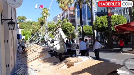 Tadilattaki bankanın iskelesi çöktü, facianın eşiğinden dönüldü