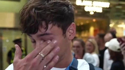 Tom Daley cries as he explains reasons behind Olympic retirement