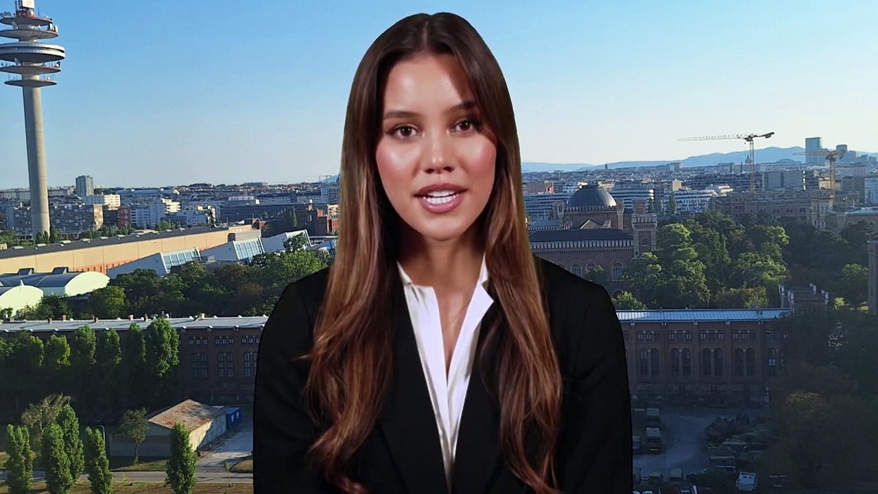 Richard Lugner und 8.000 Swifties nutzten Gratis-Angebot