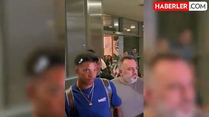 Cher Ndour, Beşiktaş için İstanbul'a geldi