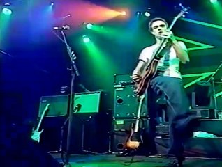 Robbie Williams - Live In Your Living Room