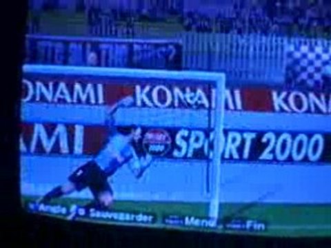 Nicolas Anelka Coup Franc Pleine Lucarne Droite Pes 2008