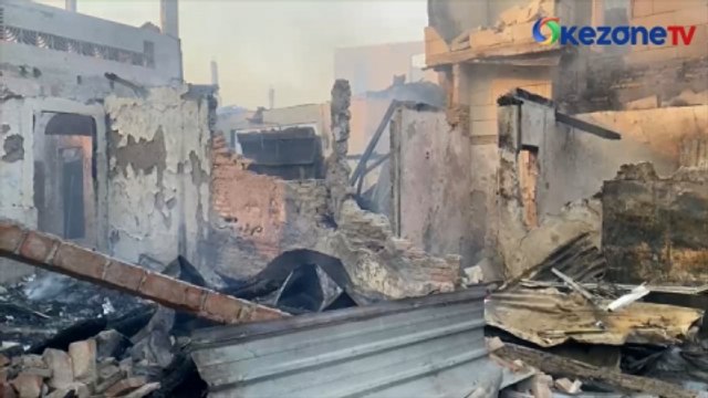 Kebakaran Rumah Padat Penduduk di Manggarai, Warga Mengungsi di Sekitar Stasiun Manggarai