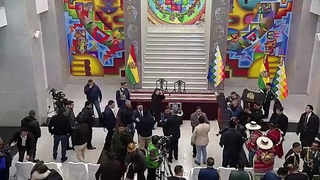 Bolívia troca ministro de Hidrocarbonetos em meio a severa crise de combustíveis