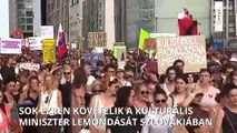 Sok ezren követelték a kulturális miniszter lemondását Pozsonyban