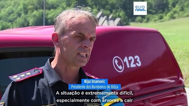 Bombeiros combatem as chamas em diferentes zonas da Albânia e na Bósnia e Herzegovina