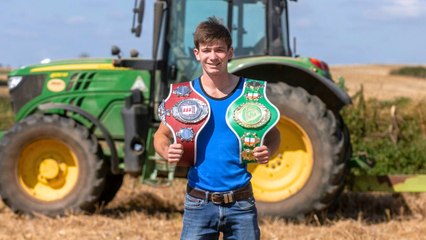 Farmer to swap hay bales for haymakers in pro boxing debut