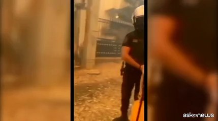 Incendi Grecia, nuovo ordine d'evacuazione per localit? vicino Atene