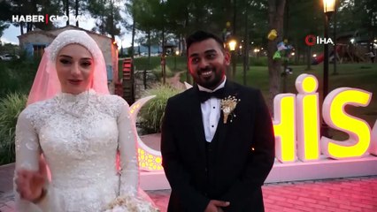 Prag'da tanıştığı Hintli eşiyle Gölhisar'da evlendi