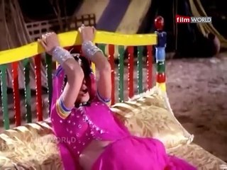 Akhiyo Ni Tusi Ajj Na Sona - Meera - Pakistani Film Babul Da Vehra (1999) Naseebo Lal