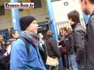 Action musclée d'étudiants au Lycée Maurice Ravel