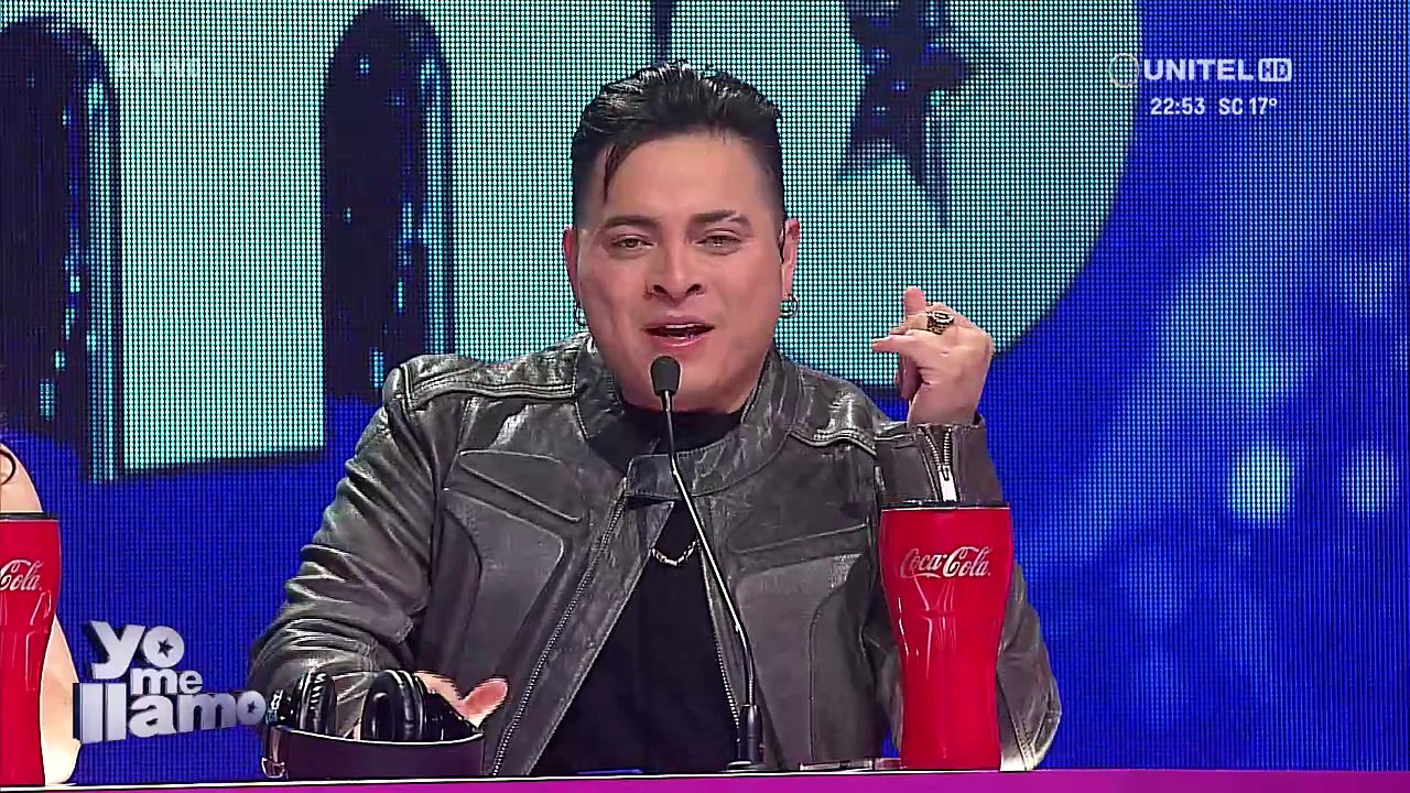 ¿Qué pasó? El momento en que la imitadora de Christina Aguilera se olvidó la letra de su canción en pleno show