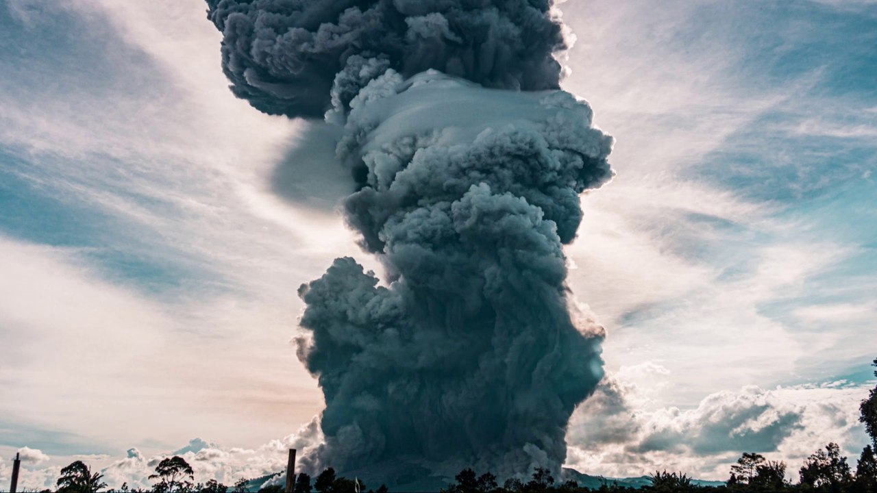 OS MAIORES DESASTRES NATURAIS DA HISTÓRIA