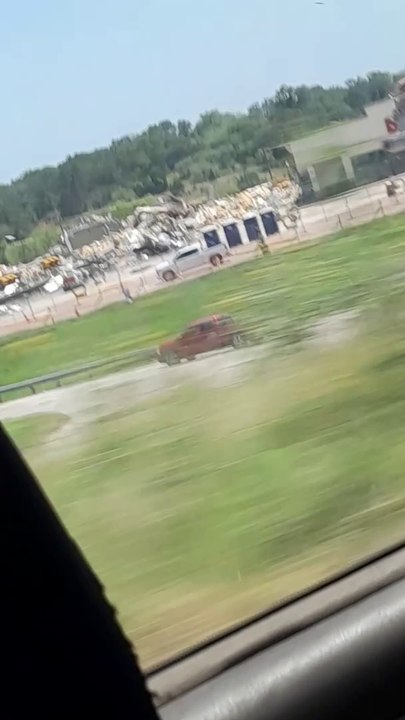 Driving past the Burnt-up Lulling Buc-ees