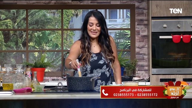 طريقة عمل أكلة أرز حار بخلطة السمك مع الشيف فيفيان فريد