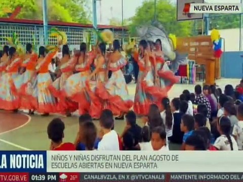 Niños y niñas disfrutan del inicio del Plan Agosto de Escuelas Abiertas en el edo. Nueva Esparta