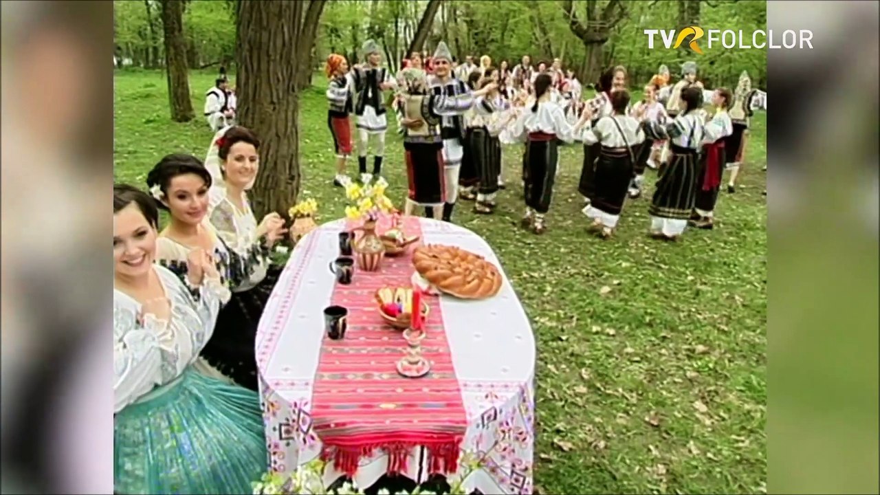 Sofia Vicoveanca - Tulpanel cu trei puiuti (Popasuri folclorice - arhiva TVR 2008)