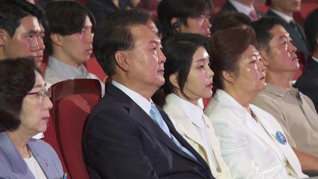 尹 한반도 전체 자유 국가가 완전한 광복 ...'통일 비전' 선언 / YTN