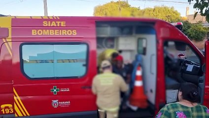 Mulher e criança ficam feridos em acidente no Santo Onofre