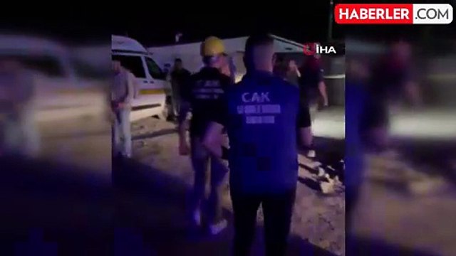 Sakarya'da şehir hastanesi inşaatında tavan çöktü: 15 işçi yaralandı