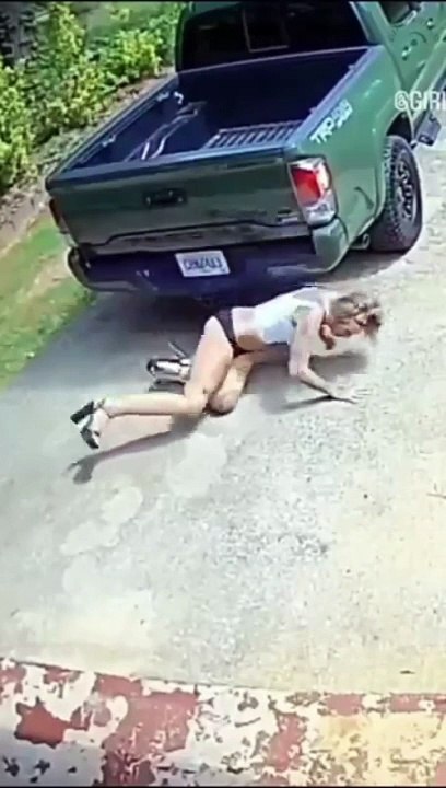 Try not to laugh fun slips